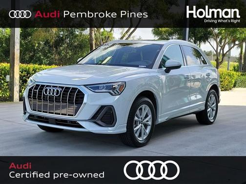 2024 Audi Q3 S line Premium Plus