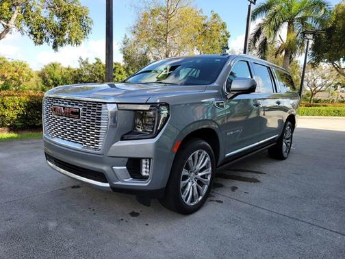 2023 GMC Yukon XL Denali