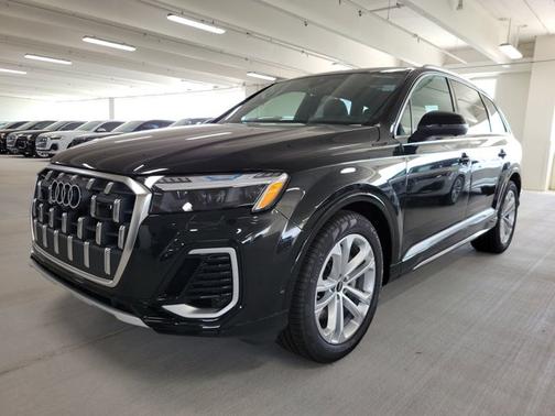 2025 Audi Q7 Prestige