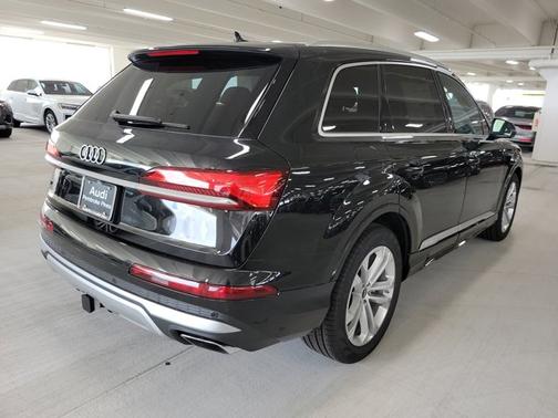 2025 Audi Q7 Prestige