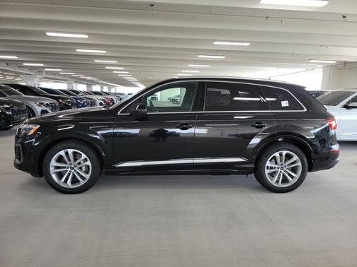 2025 Audi Q7 Prestige