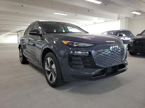 2025 Audi Q6 e-tron Premium