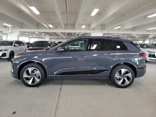 2025 Audi Q6 e-tron Premium