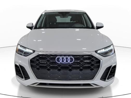 2024 Audi Q5 S line Prestige