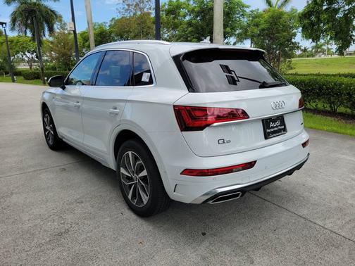 2024 Audi Q5 S line Prestige