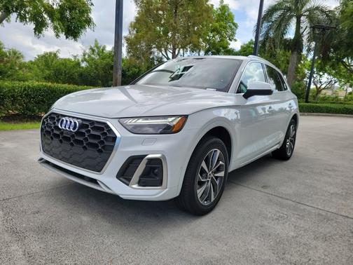 2024 Audi Q5 S line Prestige