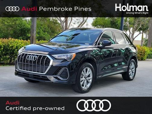 2022 Audi Q3 S line Premium