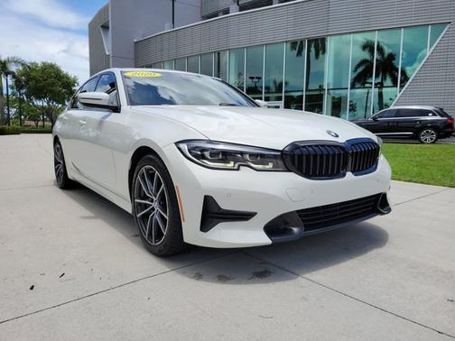 2020 BMW 330 i