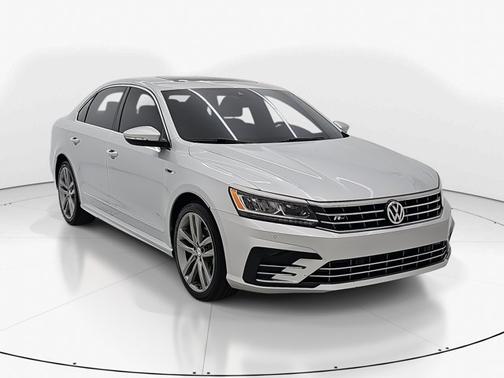 2019 Volkswagen Passat 2.0T SE R-Line