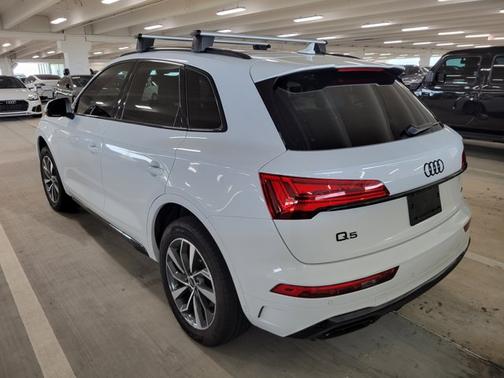 2024 Audi Q5 S line Premium