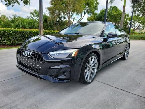 2025 Audi A5 Sportback S line Premium