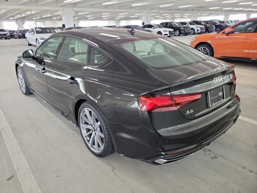2025 Audi A5 Sportback S line Premium