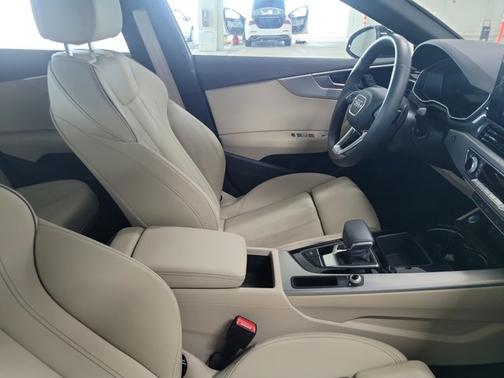2025 Audi A5 Sportback S line Premium