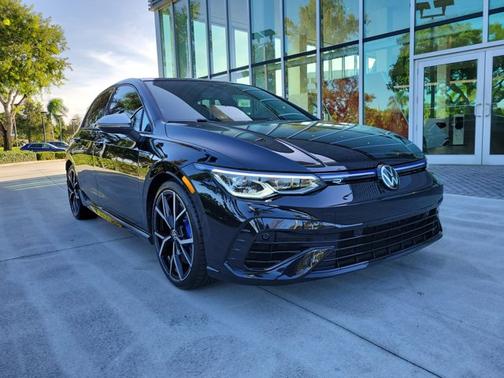 2023 Volkswagen Golf R
