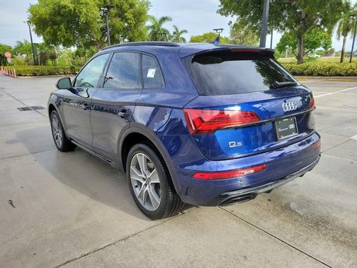 2025 Audi Q5 S line Premium