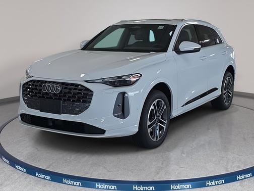 2025 Audi Q5 Premium