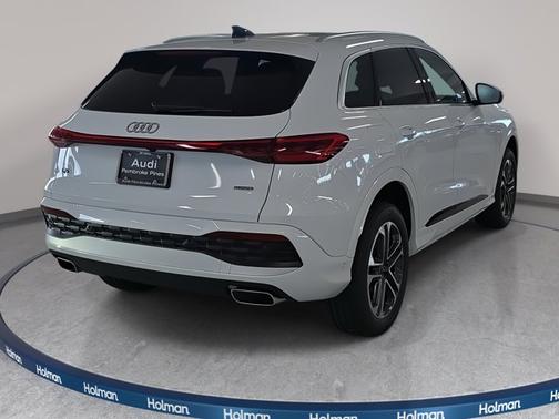 2025 Audi Q5 Premium