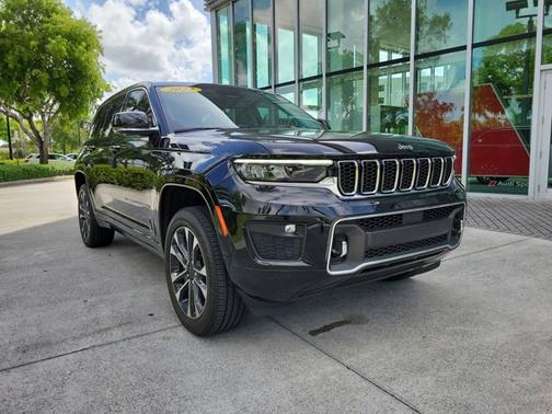 2022 Jeep Grand Cherokee Overland