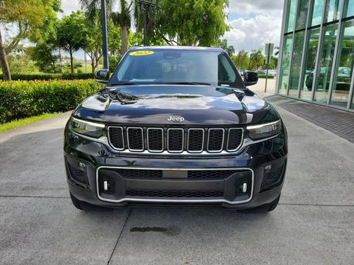 2022 Jeep Grand Cherokee Overland