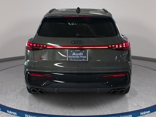 2025 Audi SQ5 Premium Plus