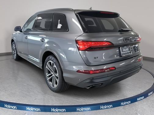 2026 Audi Q7 Premium Plus