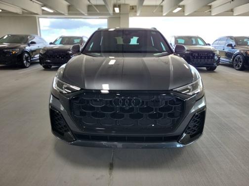 2026 Audi Q8 Premium Plus