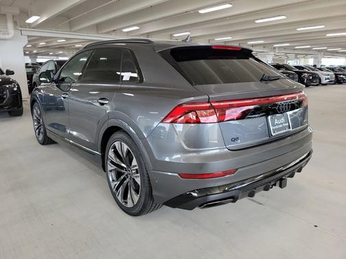 2026 Audi Q8 Premium Plus