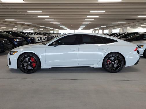 2025 Audi RS 7 performance