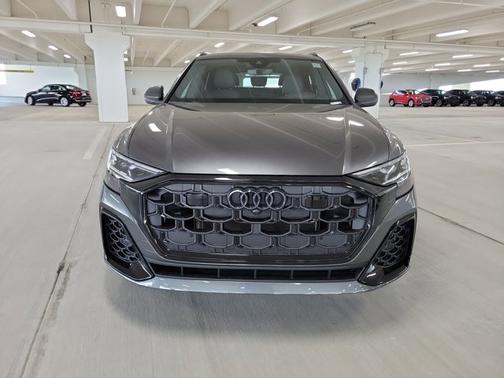 2025 Audi Q8 Prestige