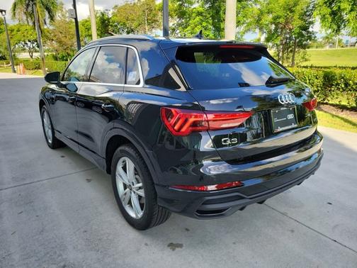 2024 Audi Q3 S line Premium Plus