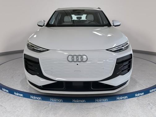 2025 Audi Q6 e-tron Premium