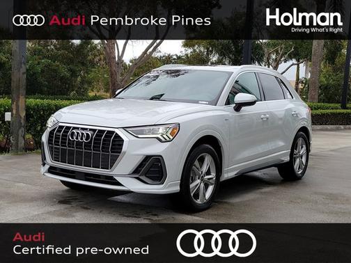 2024 Audi Q3 S line Premium Plus