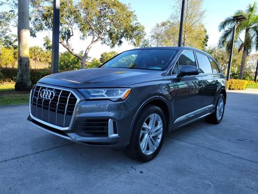 2021 Audi Q7 Premium Plus