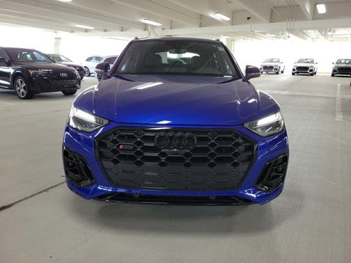 2025 Audi SQ5 Premium Plus