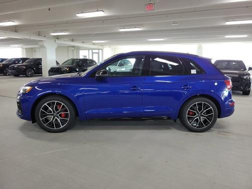 2025 Audi SQ5 Premium Plus