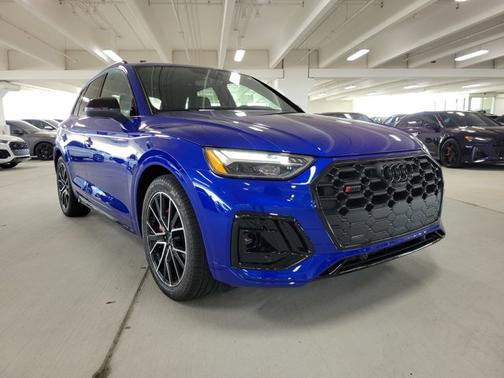 2025 Audi SQ5 Premium Plus