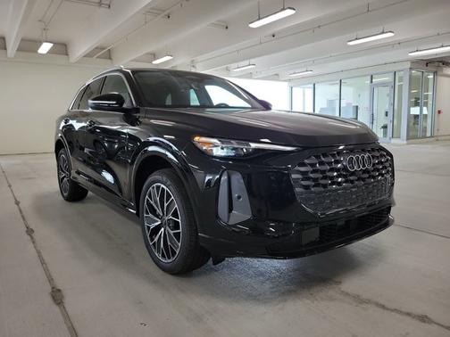 2025 Audi Q5 Premium Plus