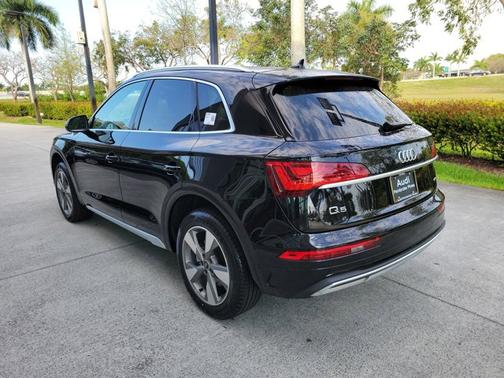 2023 Audi Q5 Premium