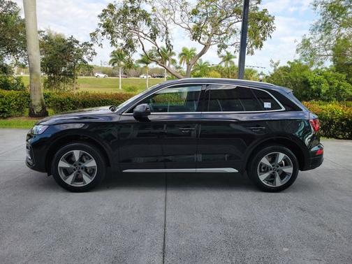 2023 Audi Q5 Premium