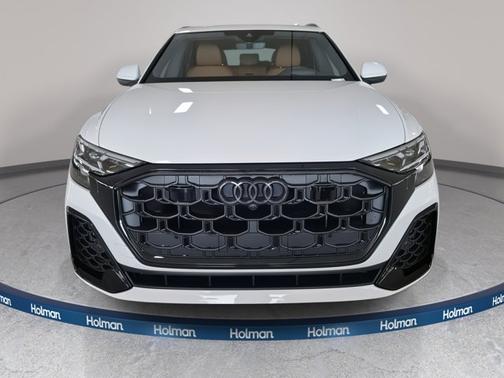 2025 Audi Q8 Prestige