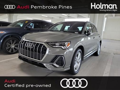 2024 Audi Q3 S line Premium Plus