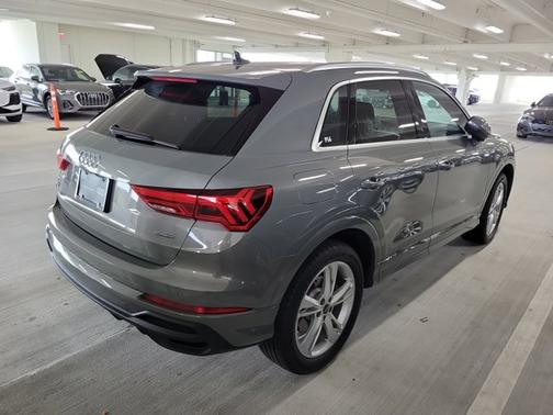 2024 Audi Q3 S line Premium Plus