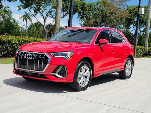 2022 Audi Q3 S line Premium Plus