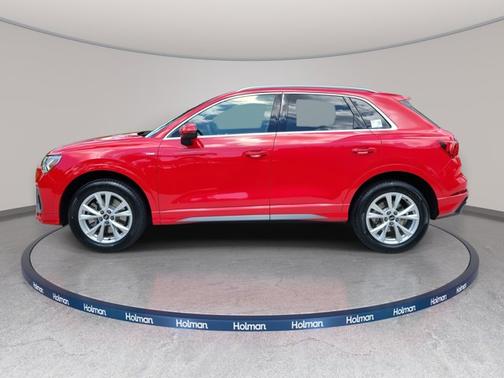 2022 Audi Q3 S line Premium Plus