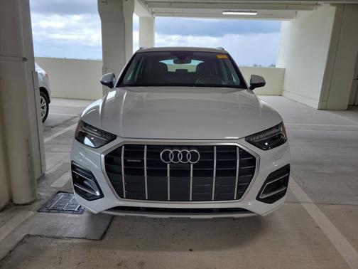 2023 Audi Q5 Prestige