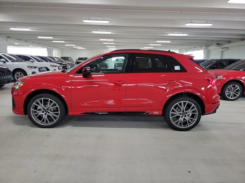 2025 Audi Q3 S line Premium Plus