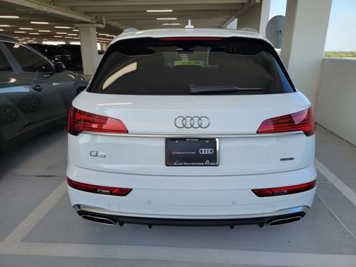 2024 Audi Q5 S line Premium Plus