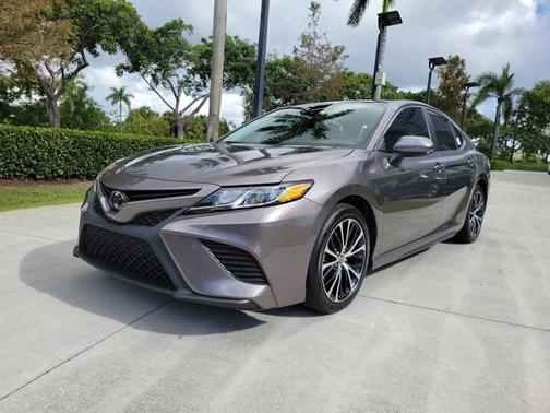 2020 Toyota Camry 