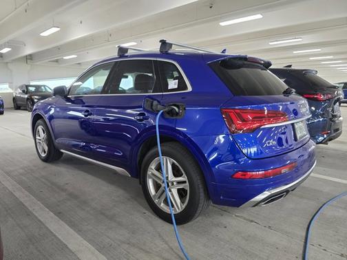 2022 Audi Q5 S line Premium Plus
