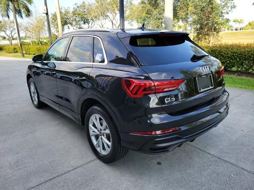 2021 Audi Q3 S line Premium